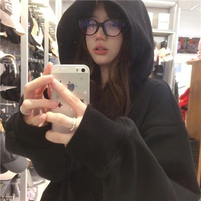 爱上老板的女儿